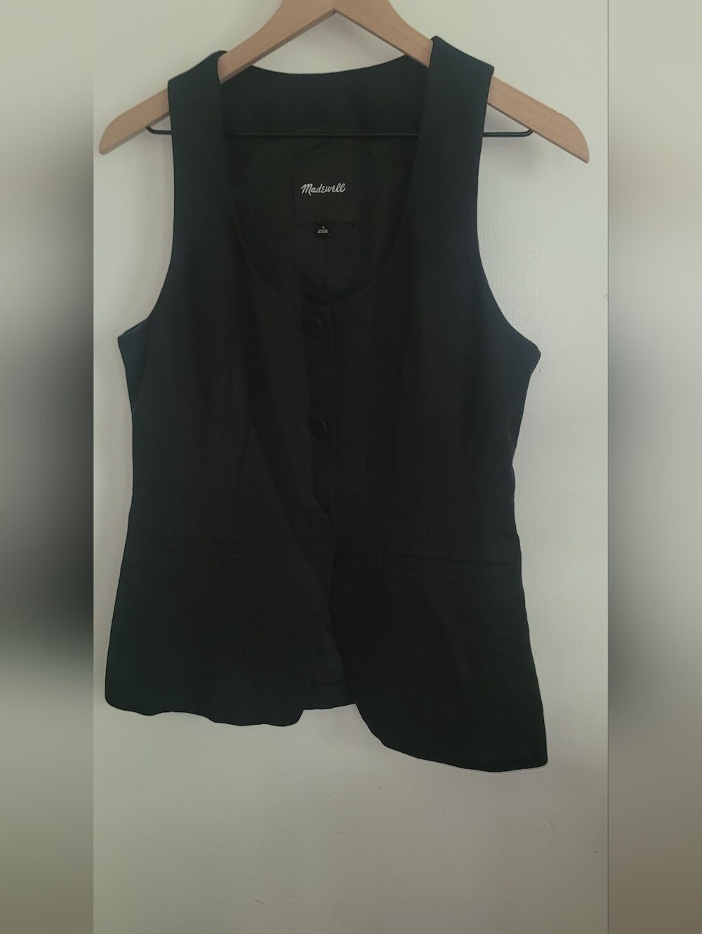 Madewell Black Sleeveless Tailored Button-Front Vest - Picture 7 of 13